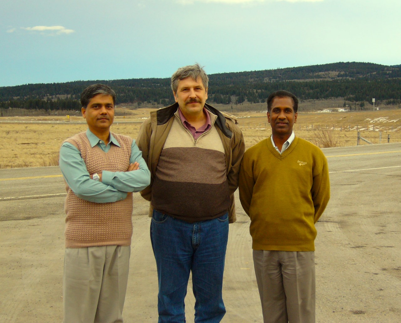 Candid photo during a break in the ‘Tessera-2D’ refraction data modeling training at Tesseral Technologies, Calgary.